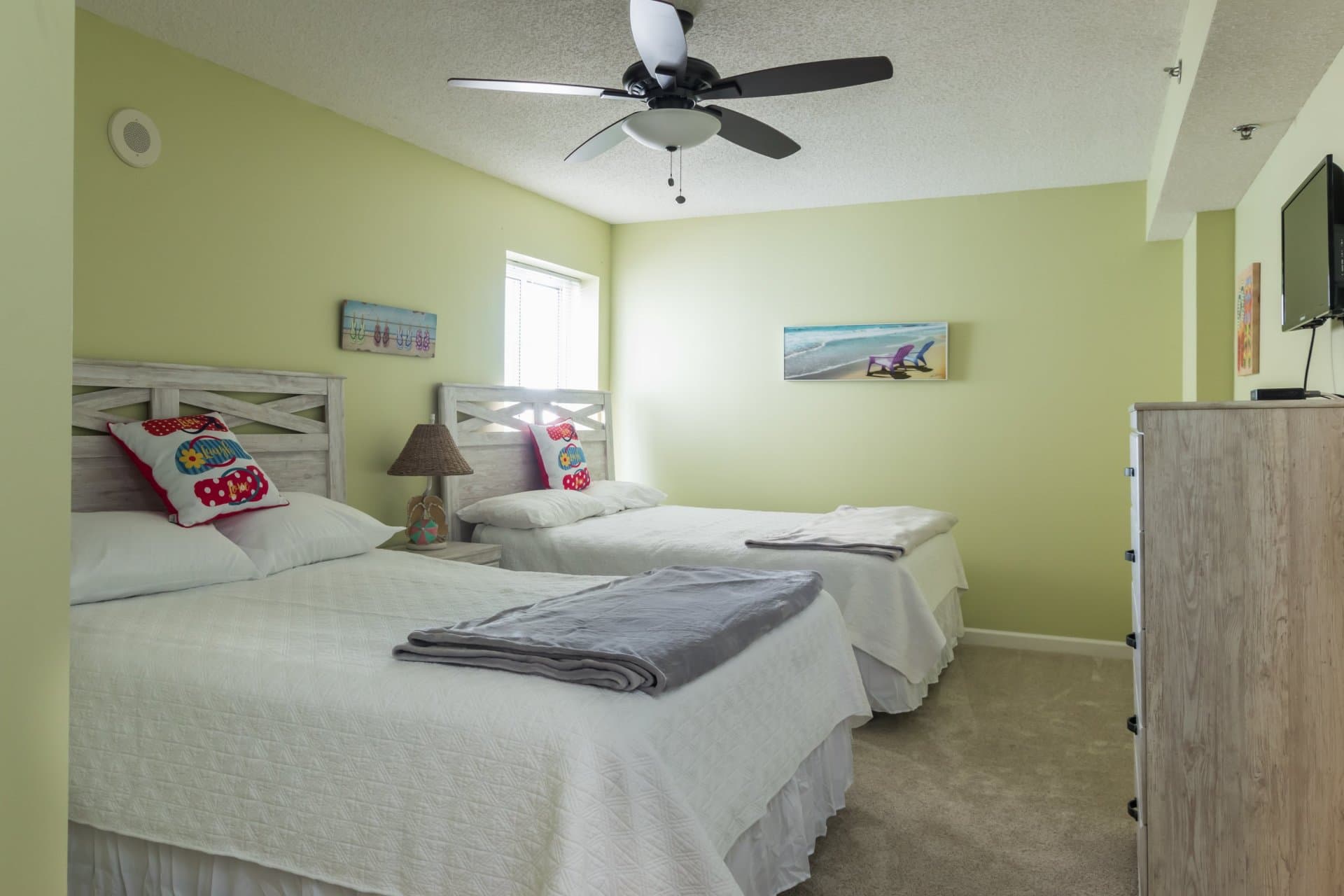 Crescent Shores - S 1010