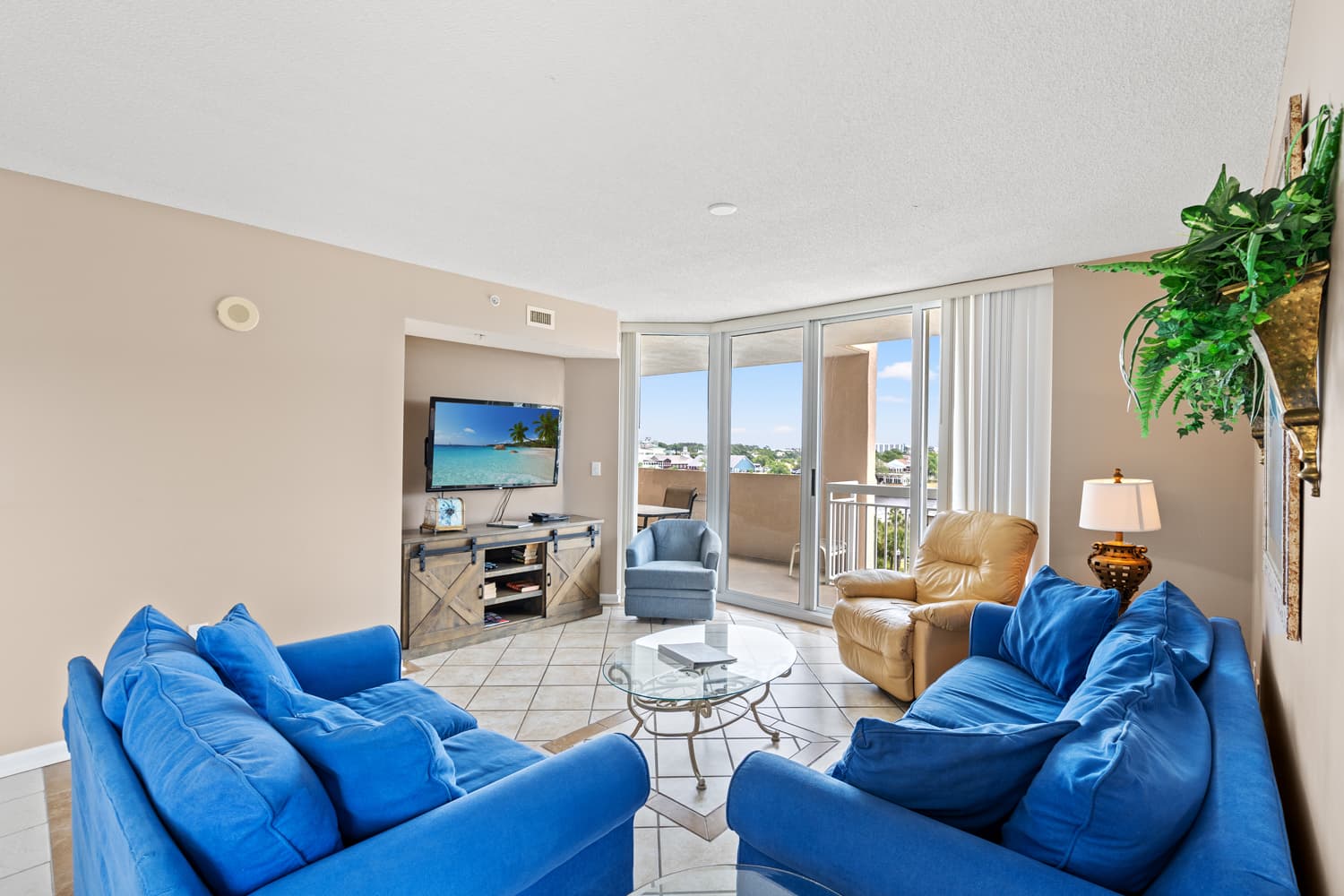 Barefoot North Tower - 609