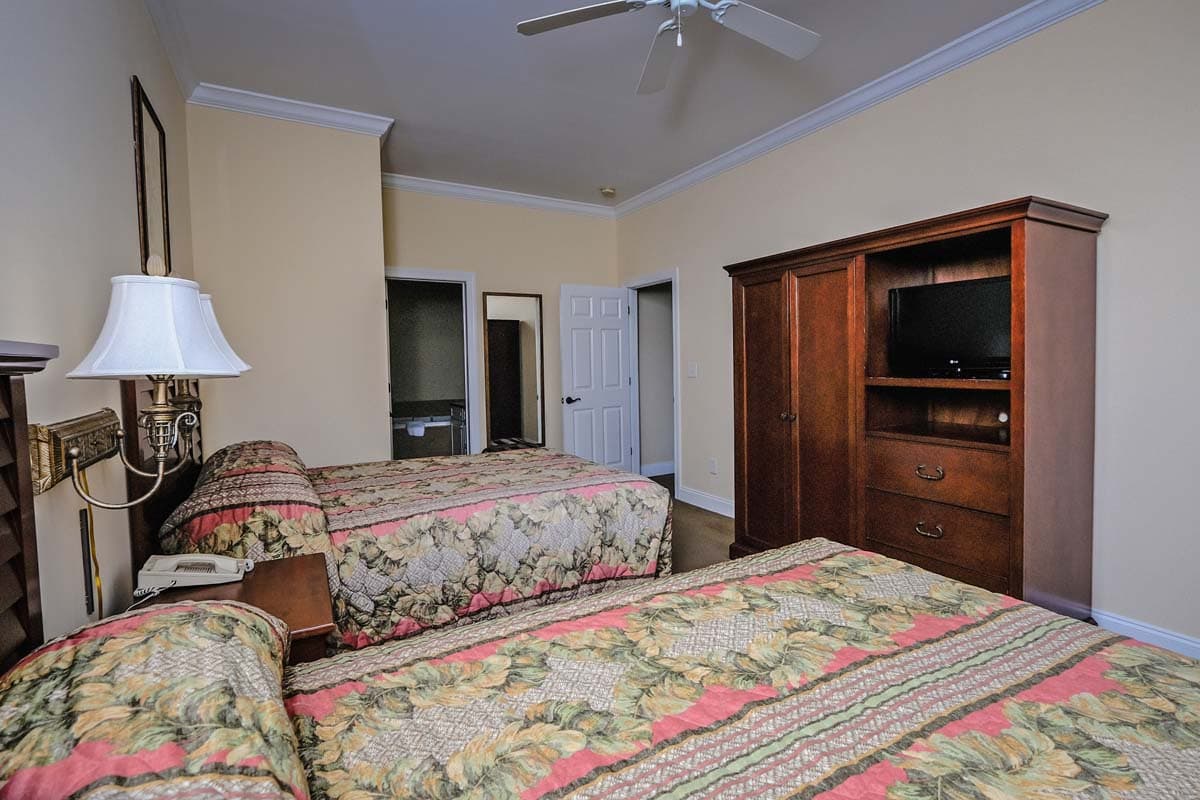Litchfield Beach and Golf - 1 Bedroom Suite - Seaside