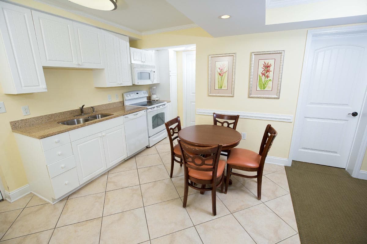 Litchfield Beach and Golf - 1 Bedroom Suite - Summerhouse