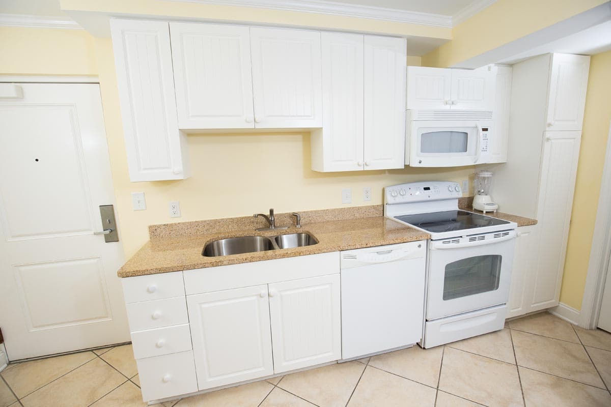 Litchfield Beach and Golf - 1 Bedroom Suite - Summerhouse
