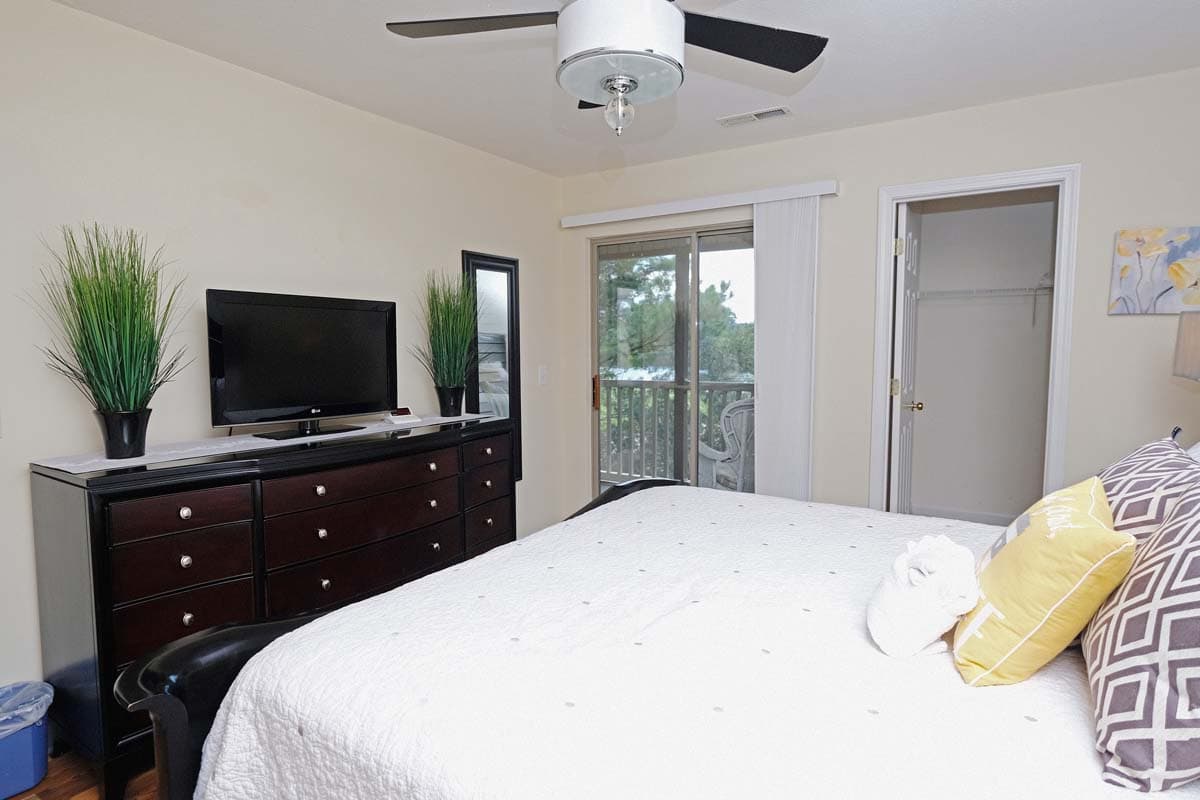 Litchfield Beach and Golf - 3 Bedroom Golf Villa - True Blue