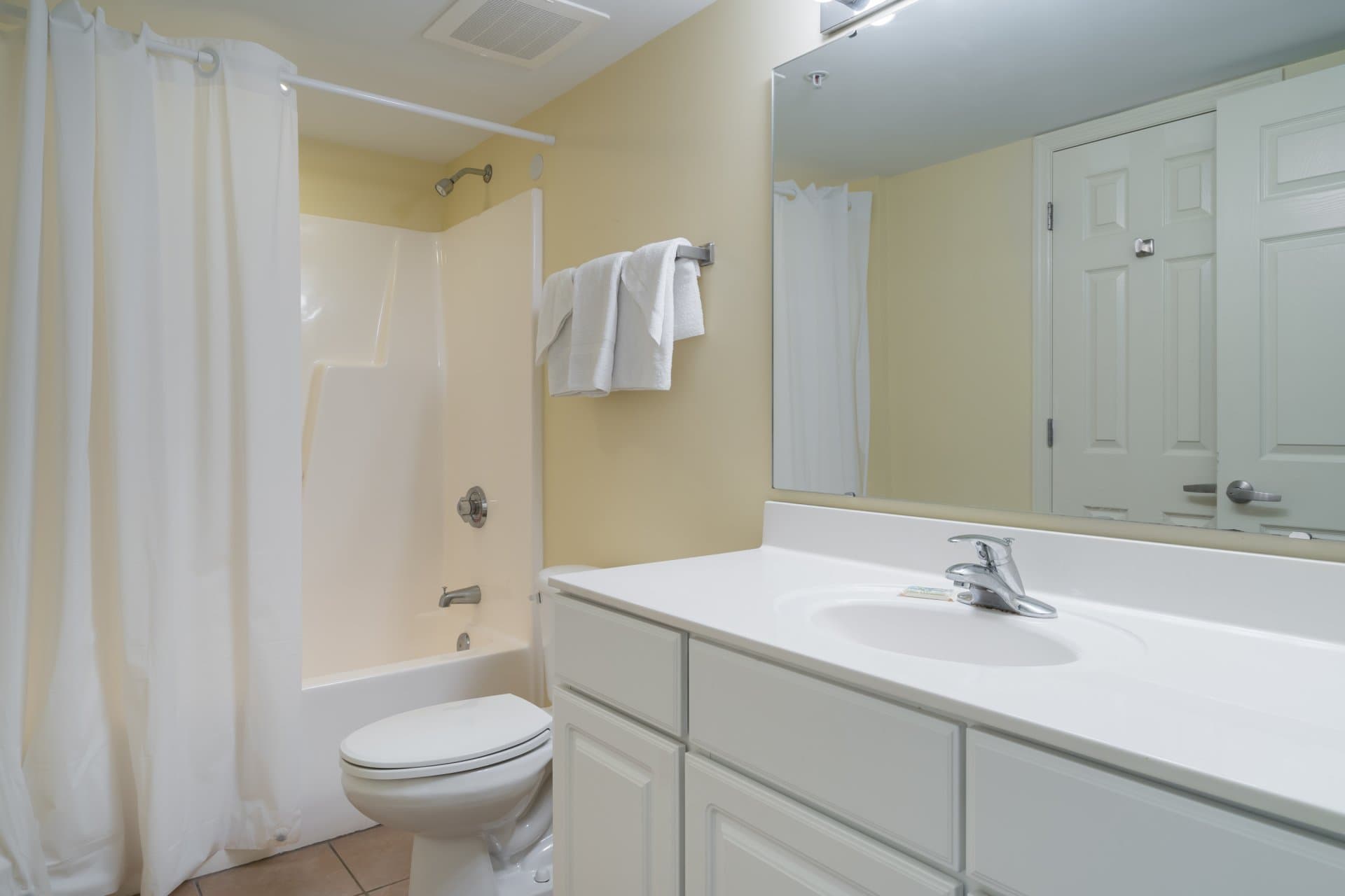 Malibu Pointe - 1205